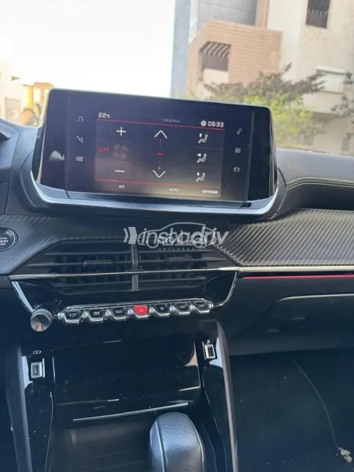 Peugeot 2008 2021 Red Used for Sale - 6