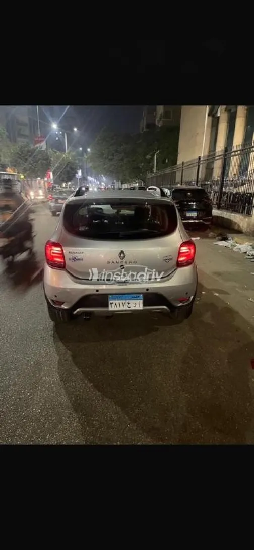 Renault Sandero Step Way 2020 White Used for Sale - 10