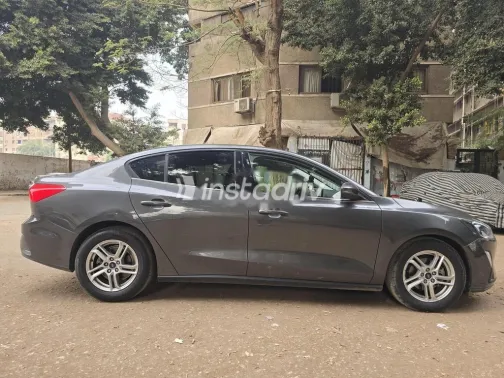 Volkswagen Golf 7 2016 Black Used for Sale - 4