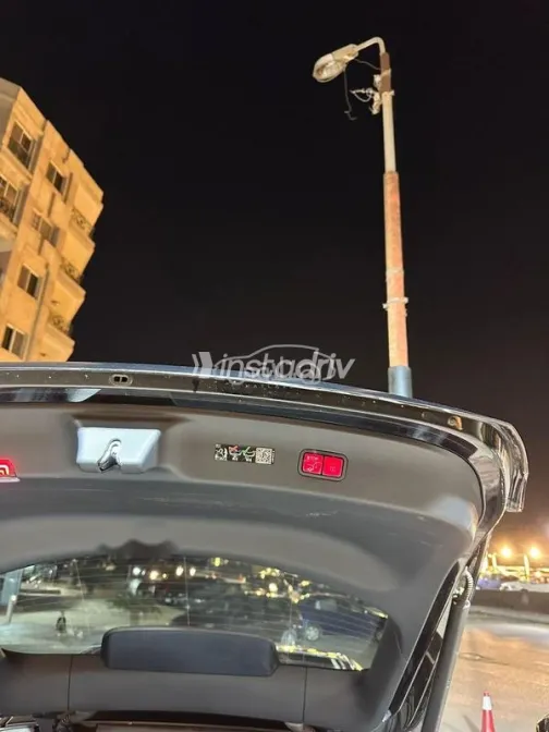 Mercedes GLC 300 2024 Black Used for Sale - 5