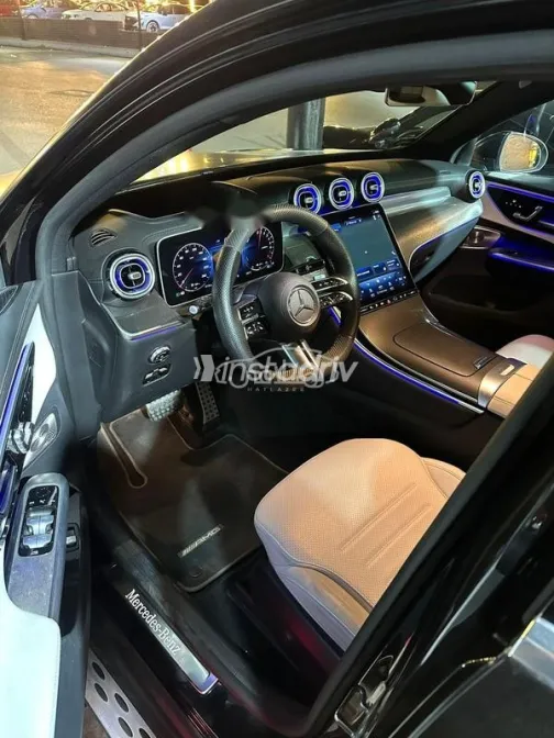 Mercedes GLC 300 2024 Black Used for Sale - 7