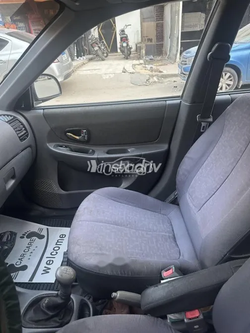 هيونداي فيرنا 2013 أسود مستعملة للبيع - 9