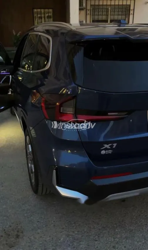 بي ام دبليو X1 2023 أبيض مستعملة للبيع - 3