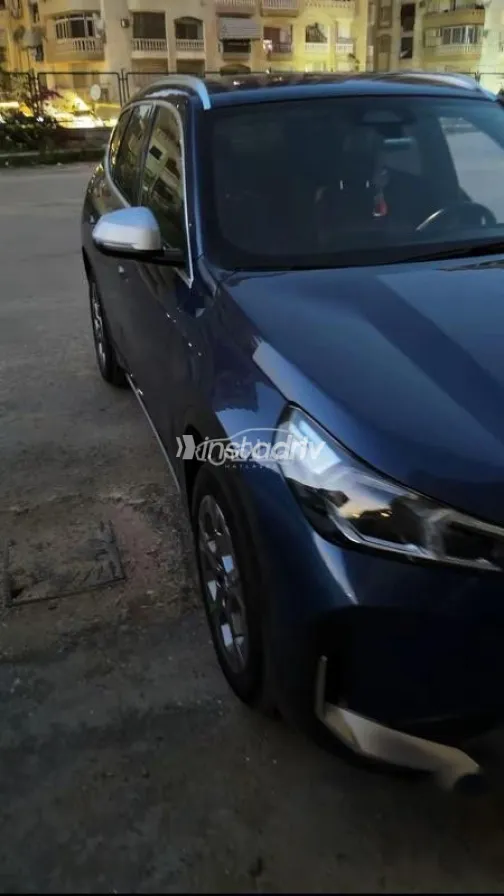 بي ام دبليو X1 2023 أبيض مستعملة للبيع - 5