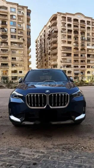 بي ام دبليو X1 2023 أبيض مستعملة للبيع