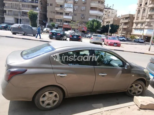 نيسان صنى 2014 موكا مستعملة للبيع - 4