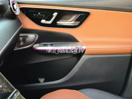 Mercedes GLC 300 2023 Black Used for Sale - 6