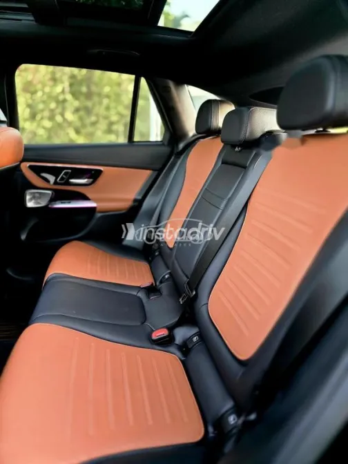 Mercedes GLC 300 2023 Black Used for Sale - 9