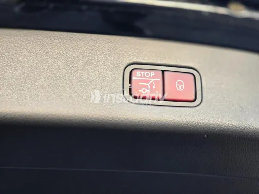 Mercedes GLC 300 2023 Black Used for Sale - 10