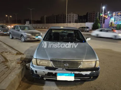 نيسان صنى 1998 أبيض مستعملة للبيع - 4