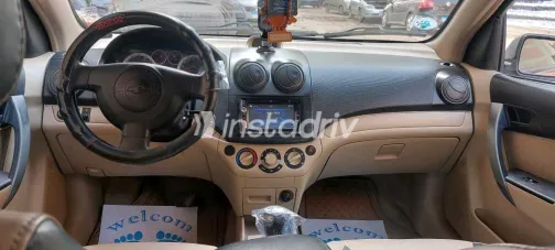 Chevrolet Aveo 2016 White Used for Sale - 3