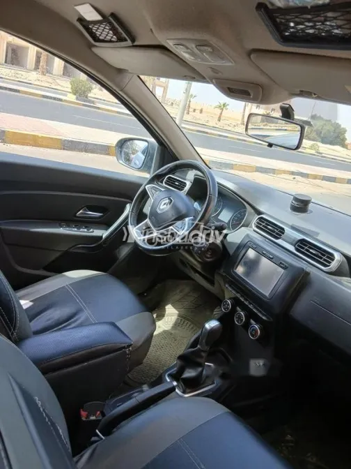 رينو داستر 2019 فضي مستعملة للبيع - 6