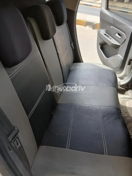 رينو داستر 2019 فضي مستعملة للبيع - 9