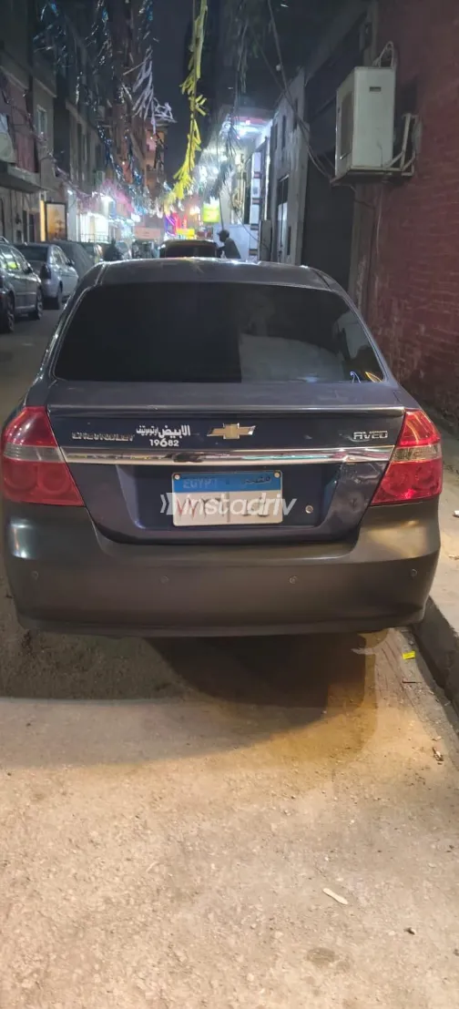 Chevrolet Aveo 2019 White Used for Sale - 4