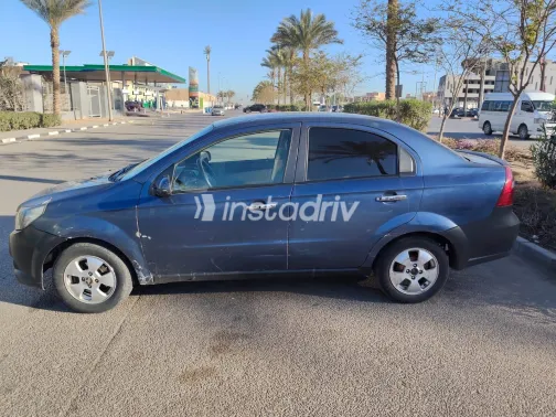 Chevrolet Aveo 2019 White Used for Sale - 9