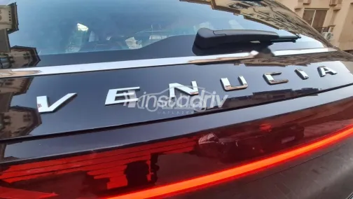 دونج فنج فينوتشيا ستار 2022 أسود مستعملة للبيع - 3