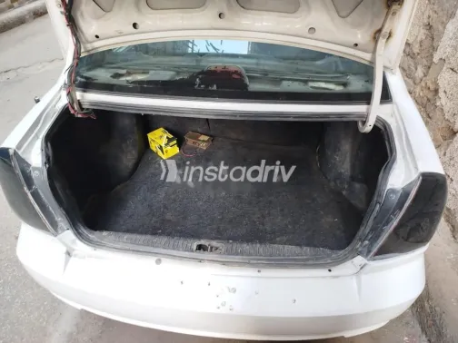 Hyundai Verna 2014 Orange Used for Sale - 4