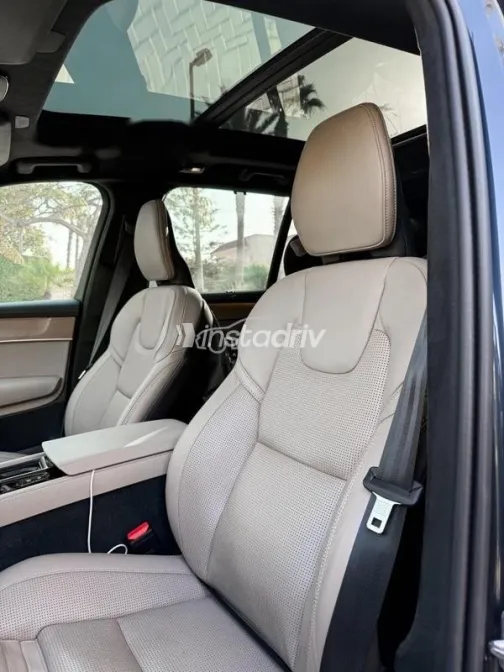 فولفو XC90 2026 رمادي مستعملة للبيع - 3