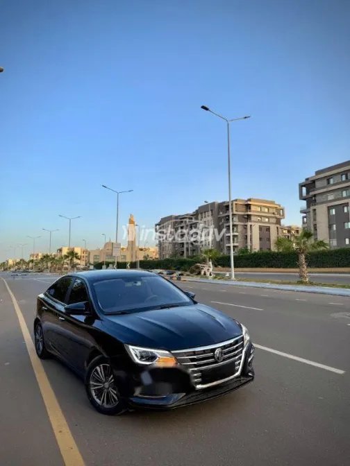 ام جى 5 2025 أسود مستعملة للبيع - 1