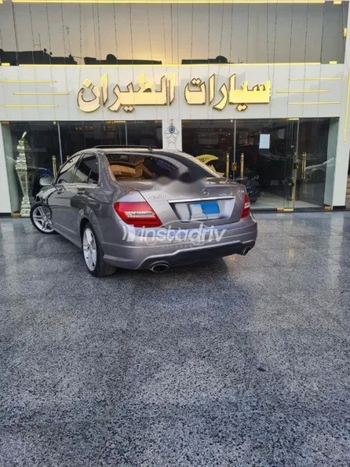 Mercedes C 250 2011 Gray Used for Sale - 3