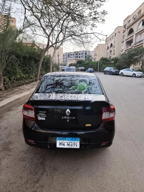 رينو لوجان 2016 أسود مستعملة للبيع - 2