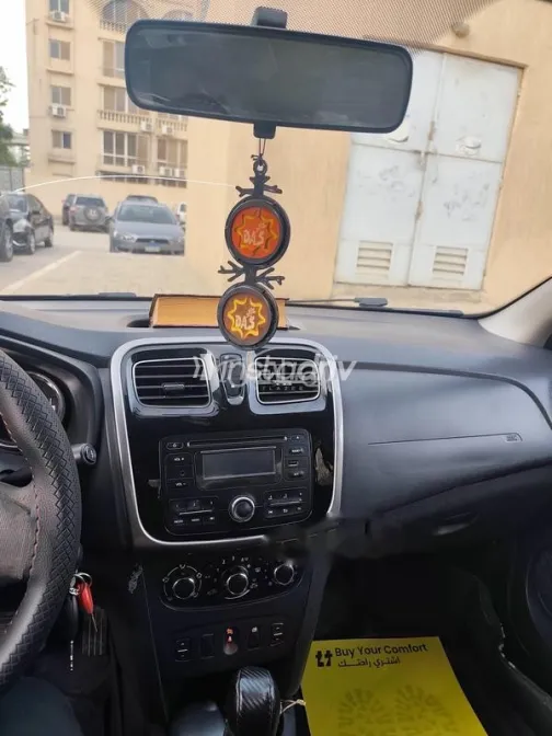 رينو لوجان 2016 أسود مستعملة للبيع - 7