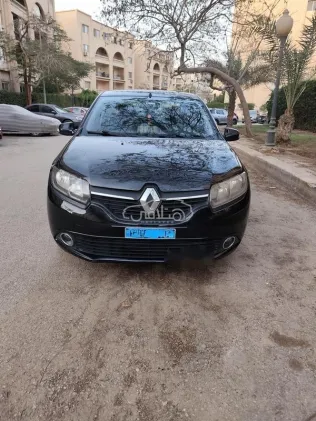 رينو لوجان 2016 أسود مستعملة للبيع