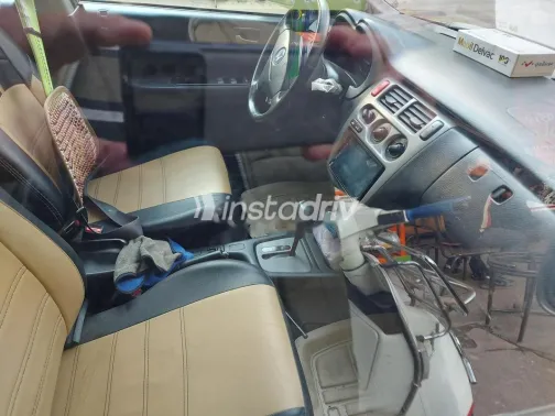 Honda HRV 2005 Gold Used for Sale - 3