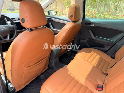 سيات ابيزا 2019 أبيض مستعملة للبيع - 8