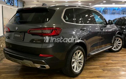 بي ام دبليو X5 2020 أبيض مستعملة للبيع - 2