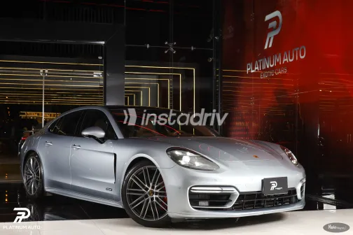 Porsche Panamera 2022 White Used for Sale - 5