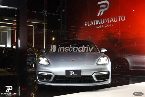 Porsche Panamera 2022 White Used for Sale - 7