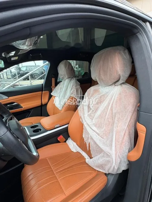 Xpeng G9 2024 Black Used for Sale - 3