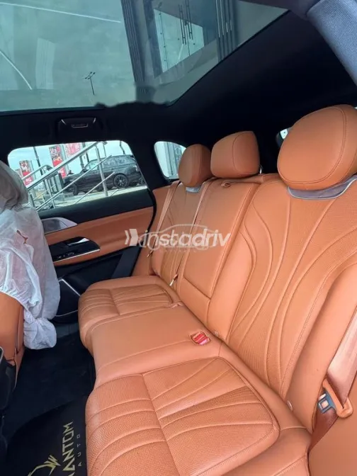 Xpeng G9 2024 Black Used for Sale - 4