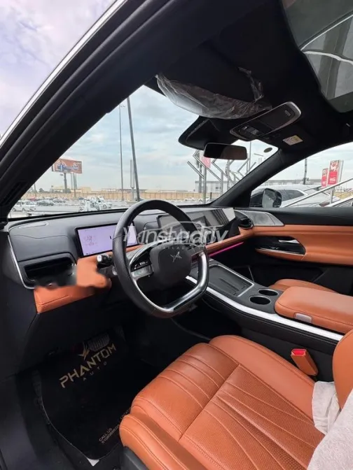 Xpeng G9 2024 Black Used for Sale - 6