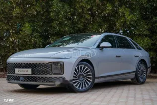 Hyundai Azera 2023 Gray Used for Sale