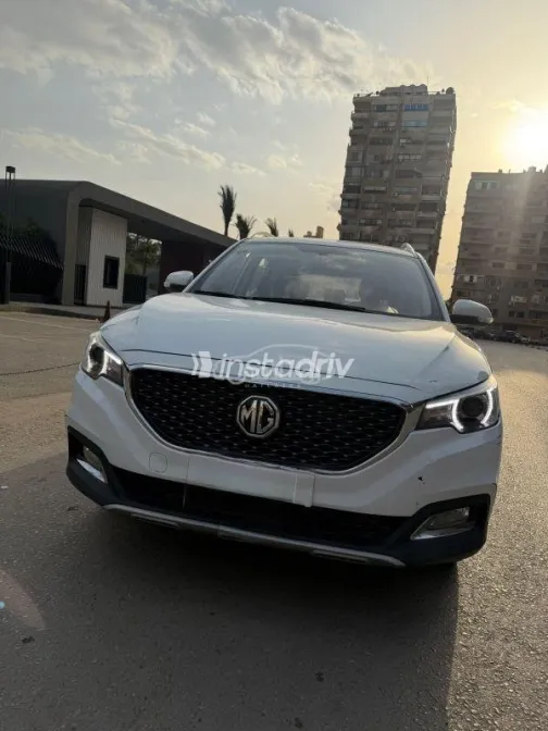 ام جى ZS 2025 أسود مستعملة للبيع - 6