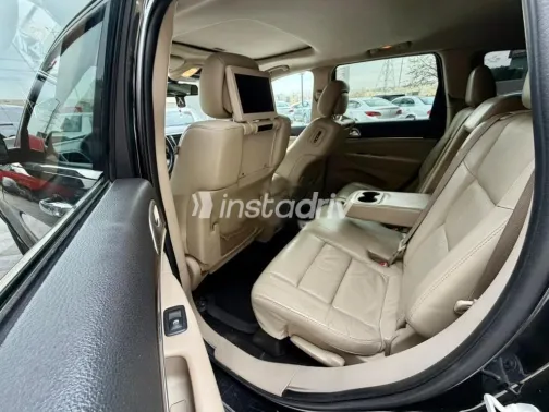 جيب جراند شيروكي 2015 أسود مستعملة للبيع - 7