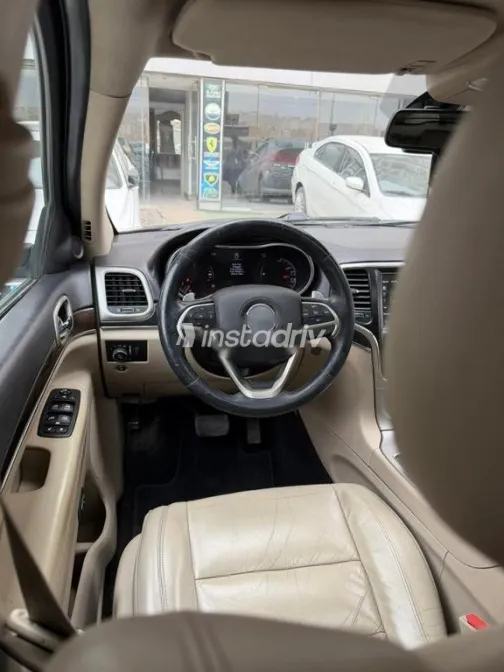 جيب جراند شيروكي 2015 أسود مستعملة للبيع - 8