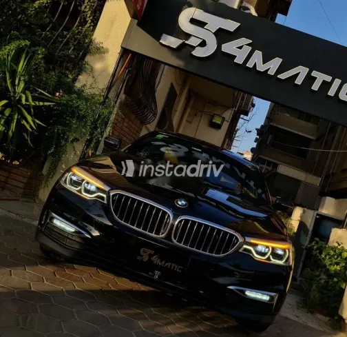 بي ام دبليو 520 2020 أسود مستعملة للبيع - 6