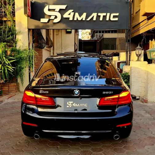 بي ام دبليو 520 2020 أسود مستعملة للبيع - 7
