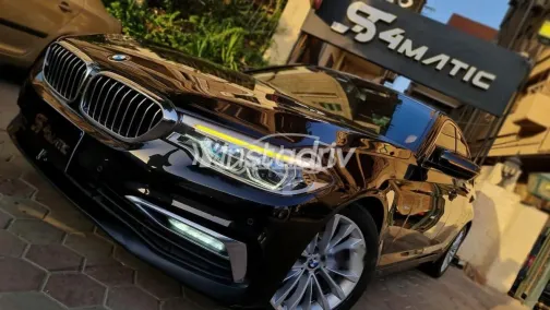 بي ام دبليو 520 2020 أسود مستعملة للبيع - 8