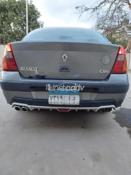 رينو كليو 2003 فضي مستعملة للبيع - 3