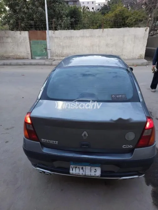 رينو كليو 2003 فضي مستعملة للبيع - 4