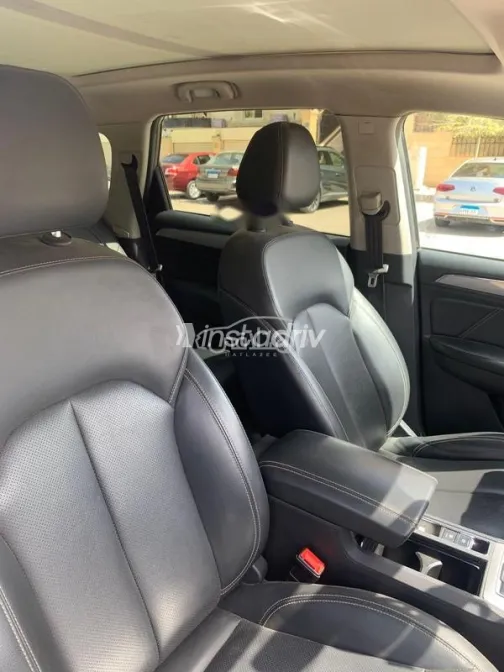 ام جى ار اكس 5 2022 أبيض مستعملة للبيع - 9