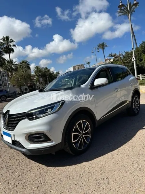 Renault Kadjar 2021 White Used for Sale - 2