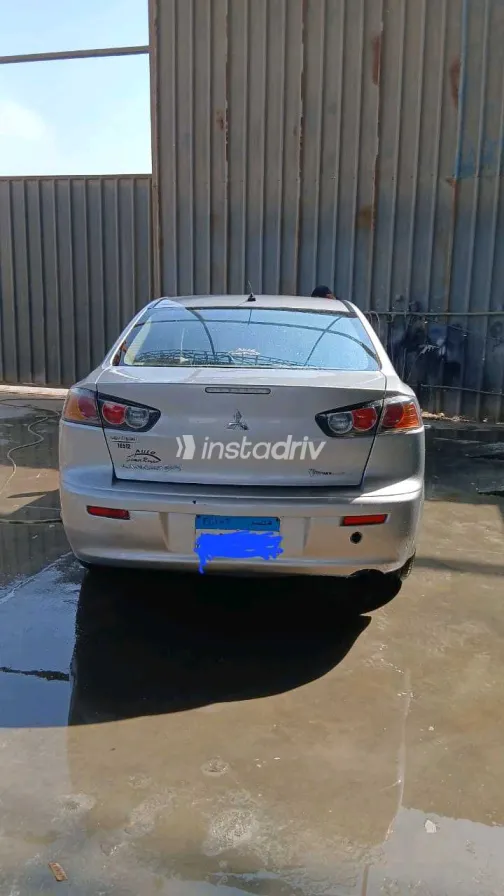 Mitsubishi Lancer 2015 White Used for Sale - 2