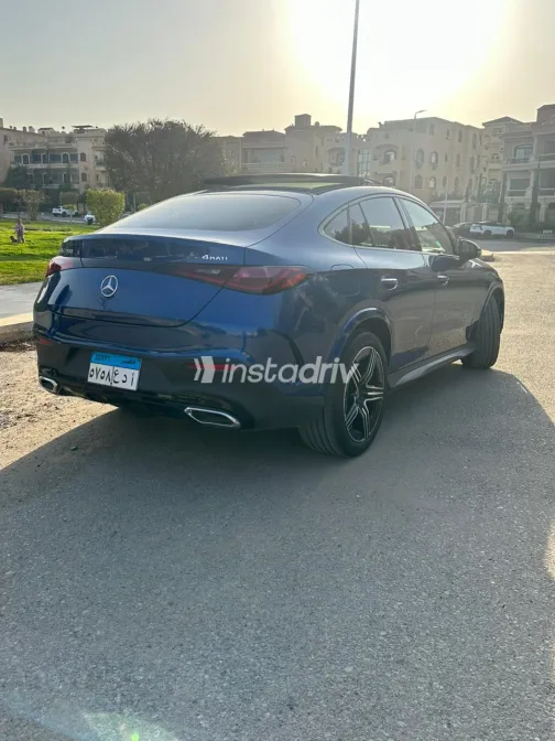 مرسيدس GLC 200 2024 أبيض مستعملة للبيع - 2