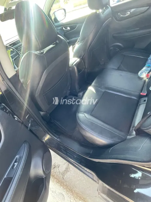 نيسان قشقاي 2018 أبيض مستعملة للبيع - 2