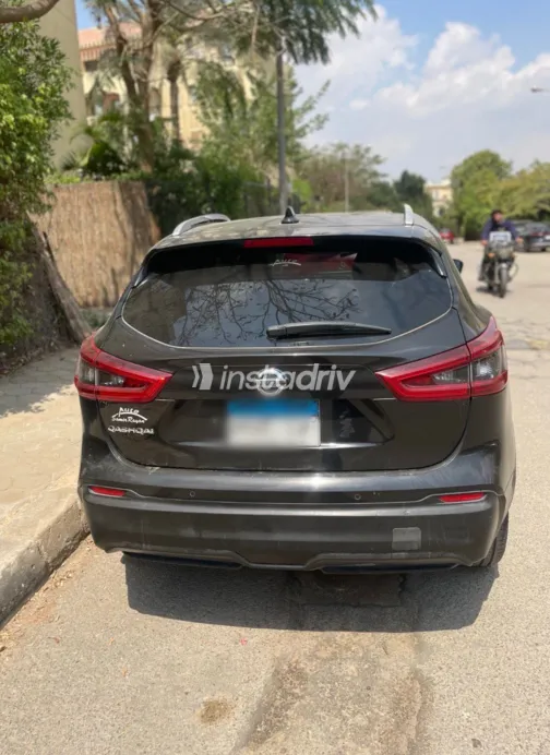 نيسان قشقاي 2018 أبيض مستعملة للبيع - 10